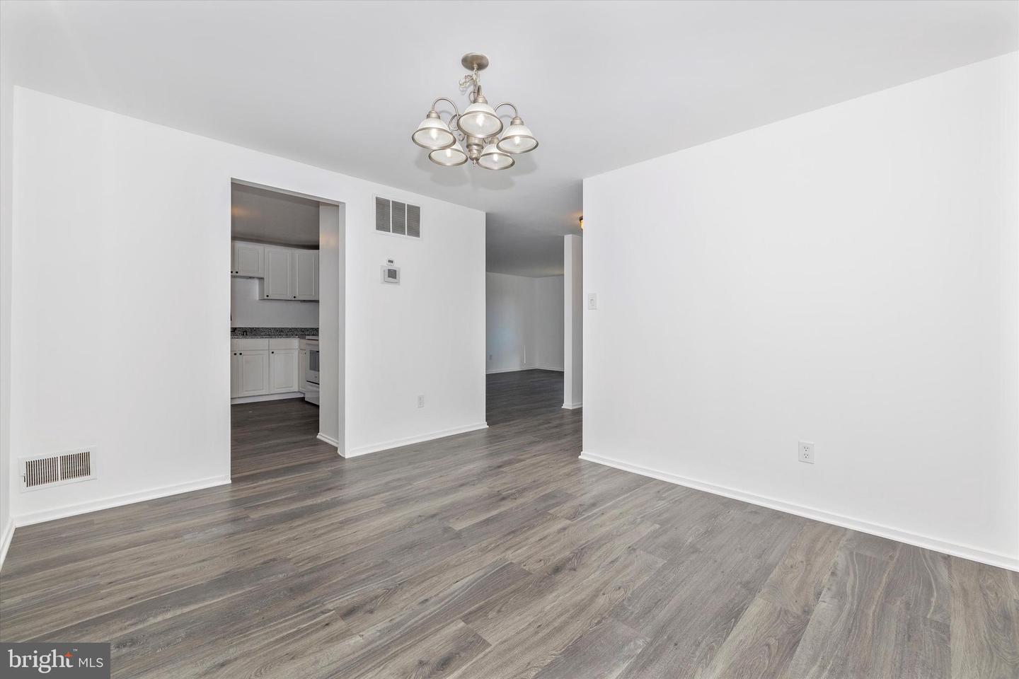 19028 Capehart DRIVE