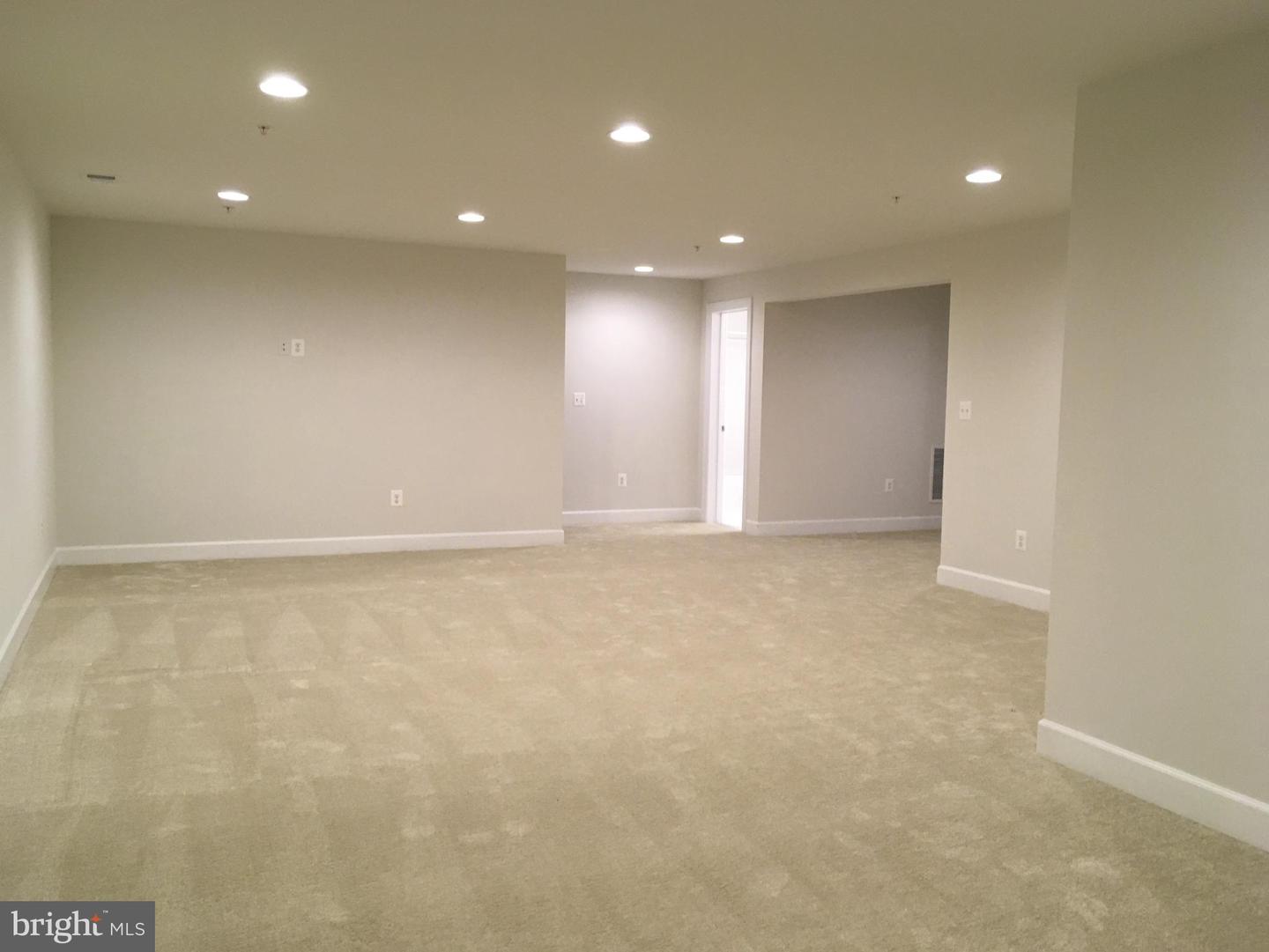 117 Parkdale COURT