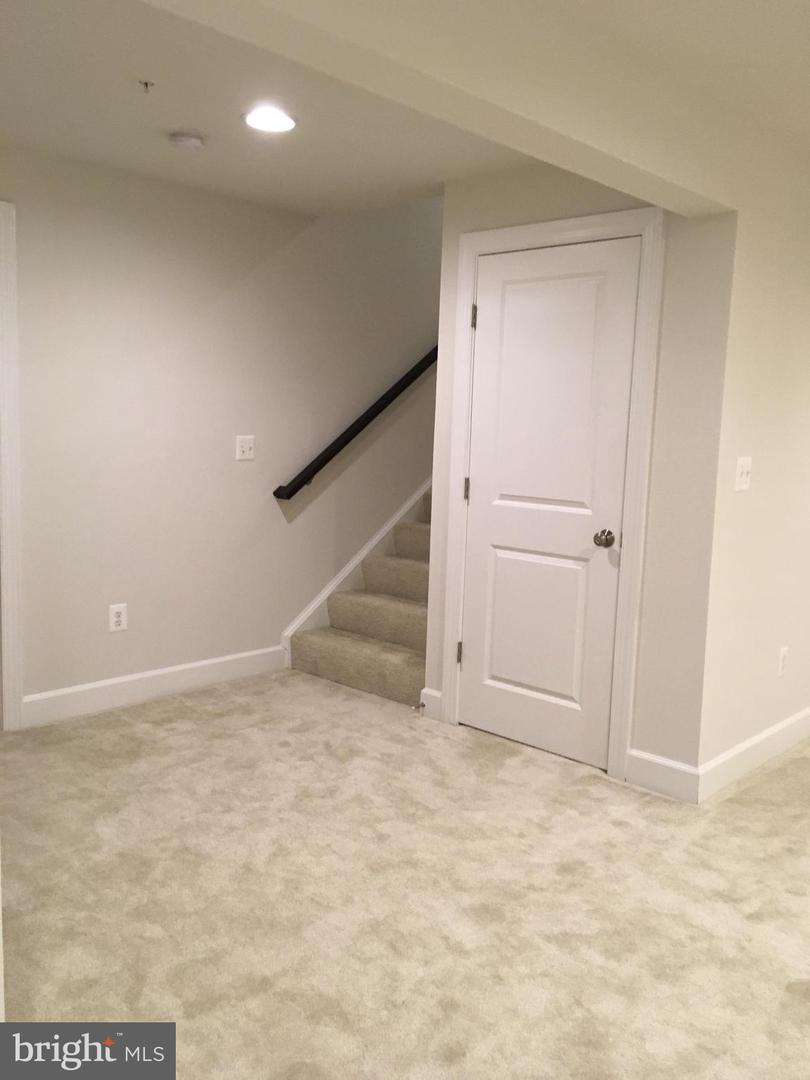 117 Parkdale COURT