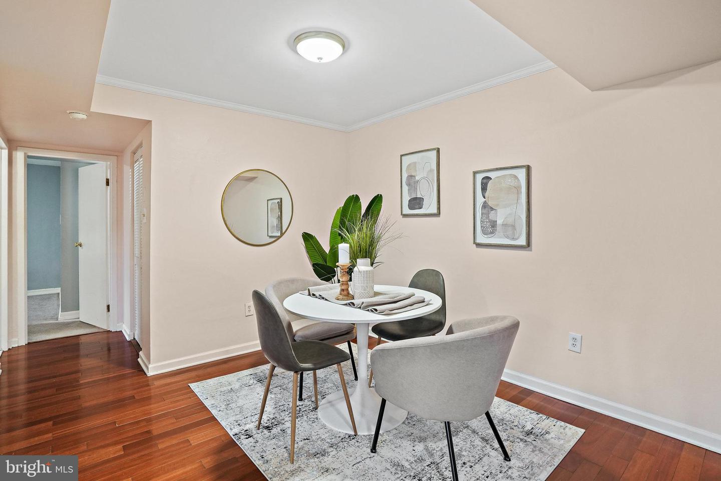 7611 Maple AVENUE Unit: 310