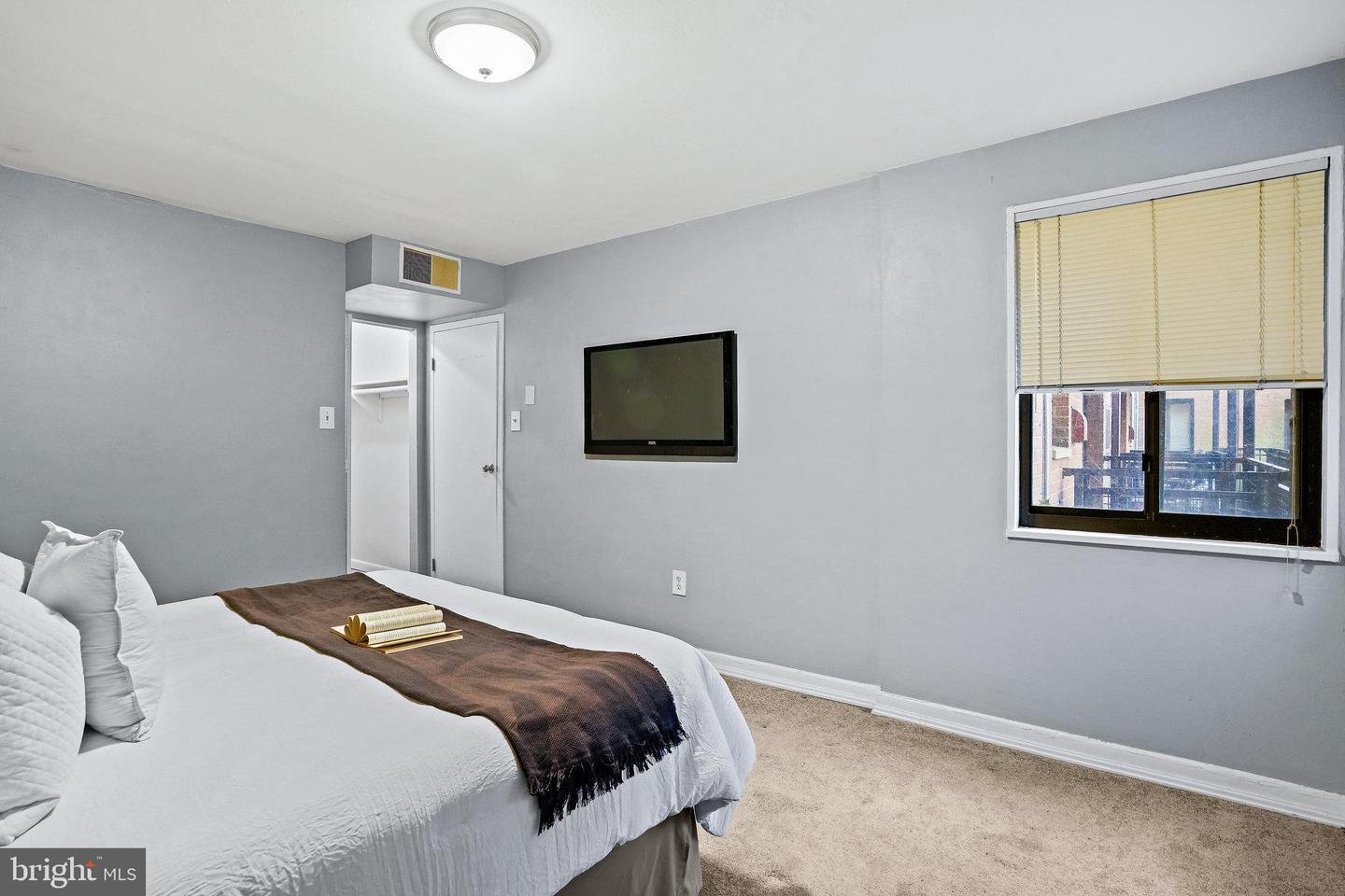 7611 Maple AVENUE Unit: 310
