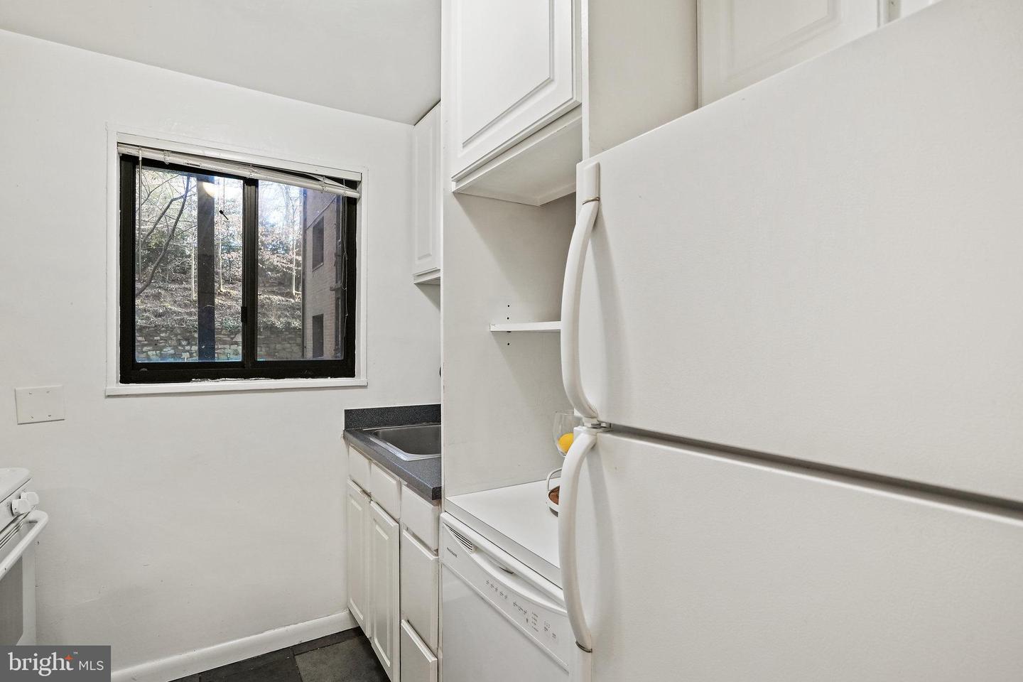 7611 Maple AVENUE Unit: 310