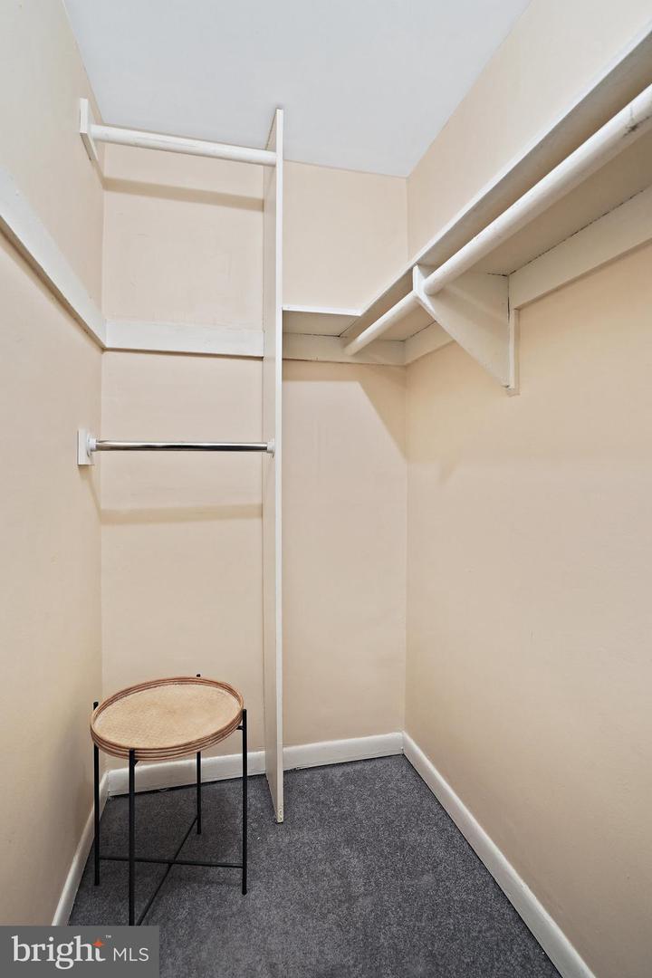 7611 Maple AVENUE Unit: 310