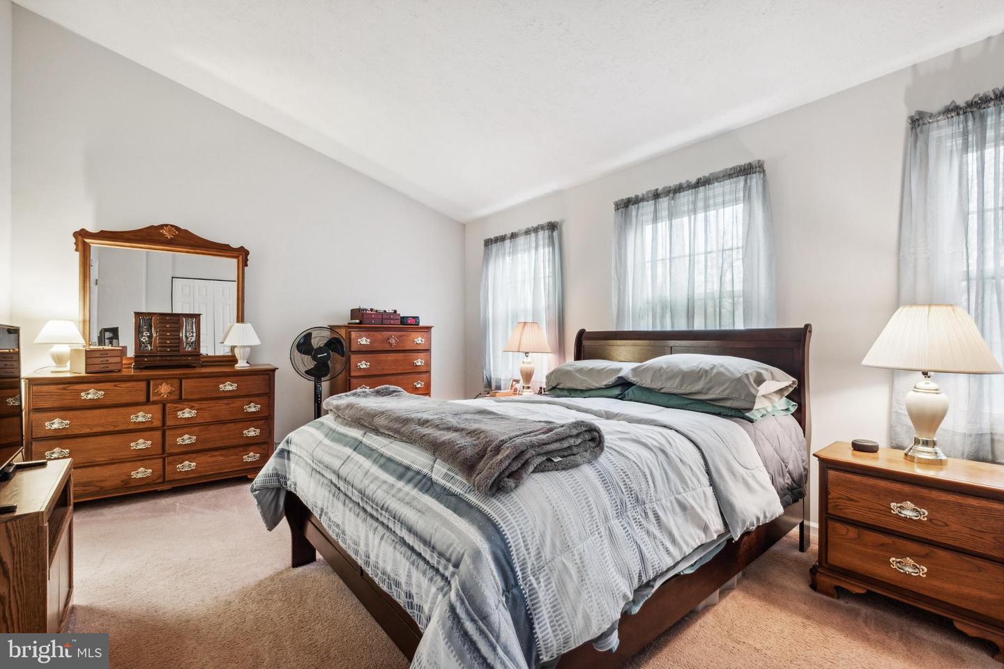 12425 Sky Blue DRIVE