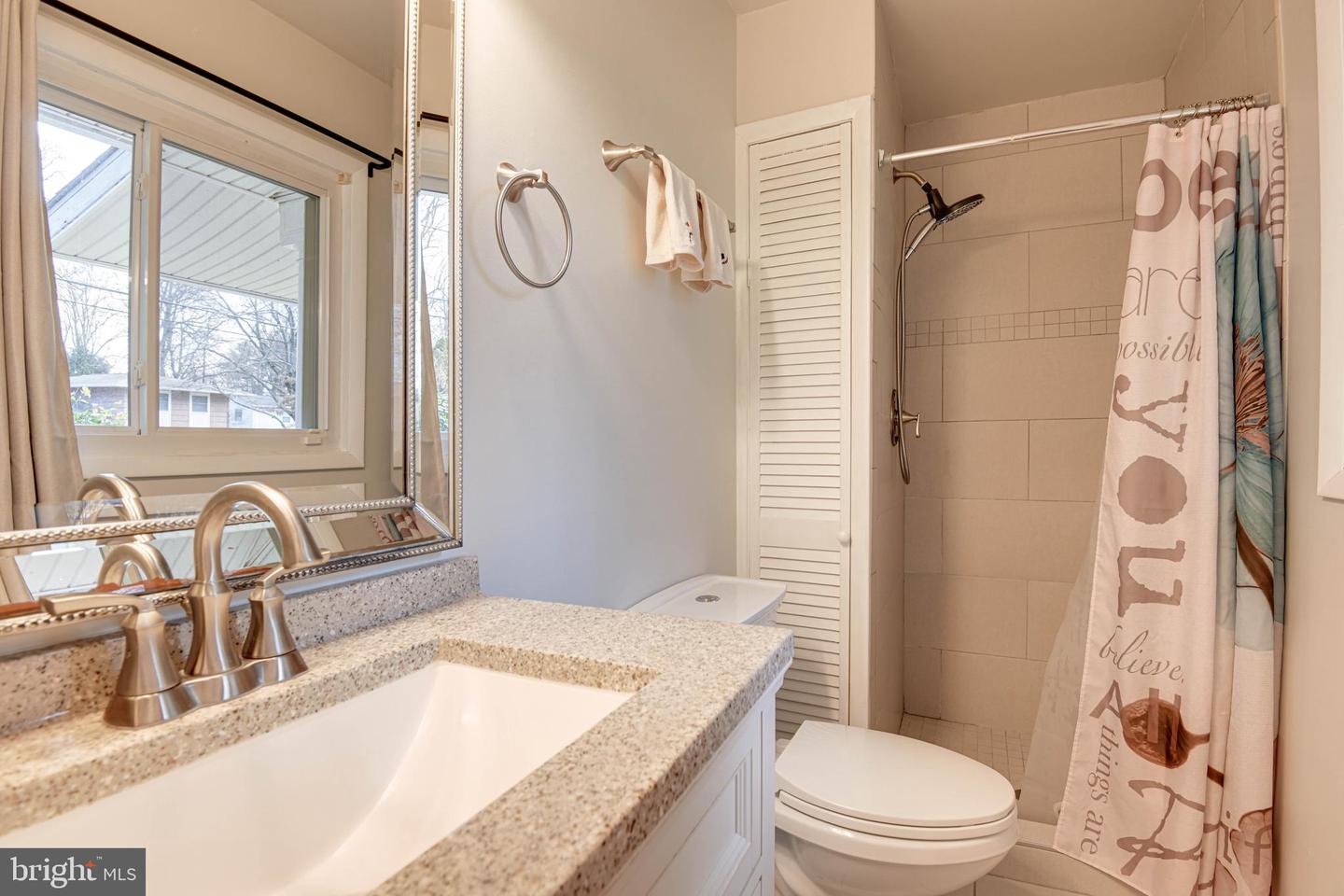 14305 Woodcrest DRIVE