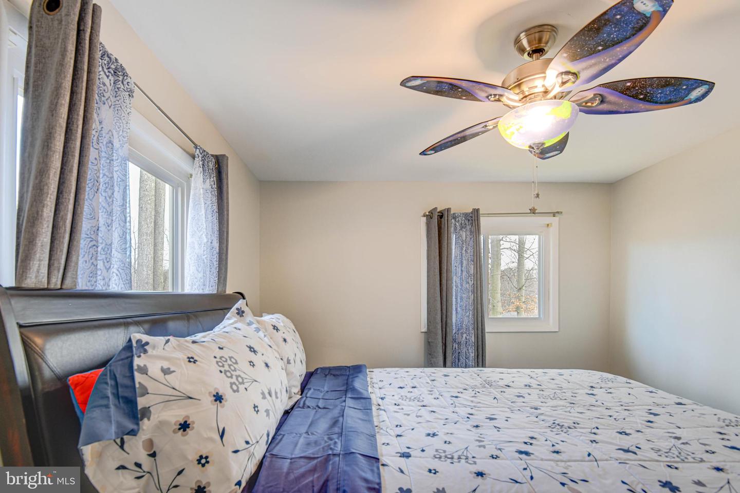 14305 Woodcrest DRIVE