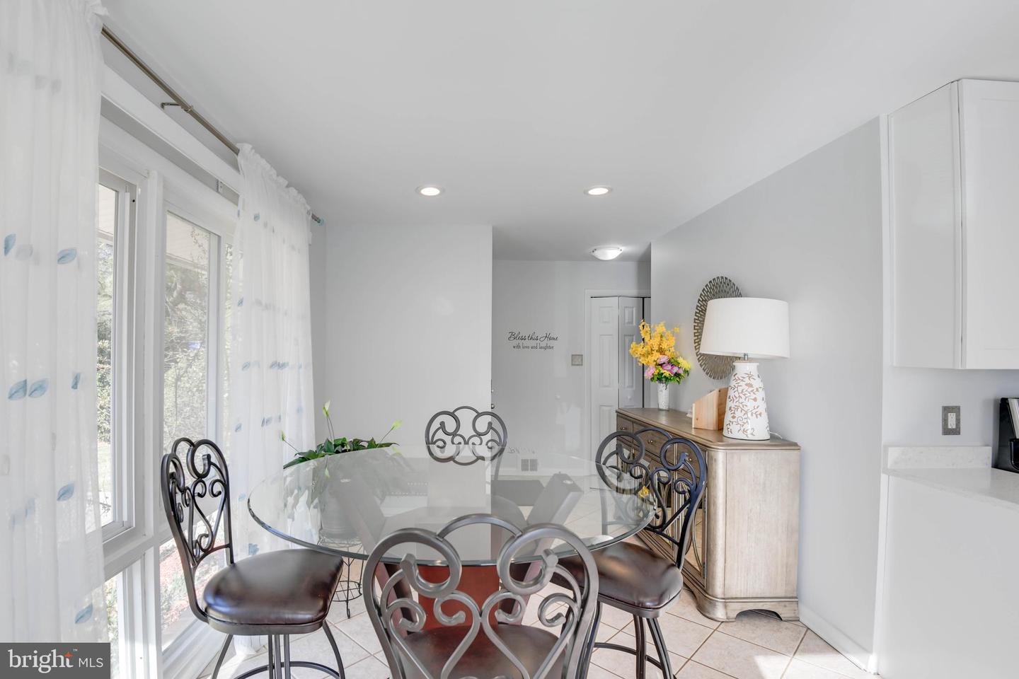 14305 Woodcrest DRIVE