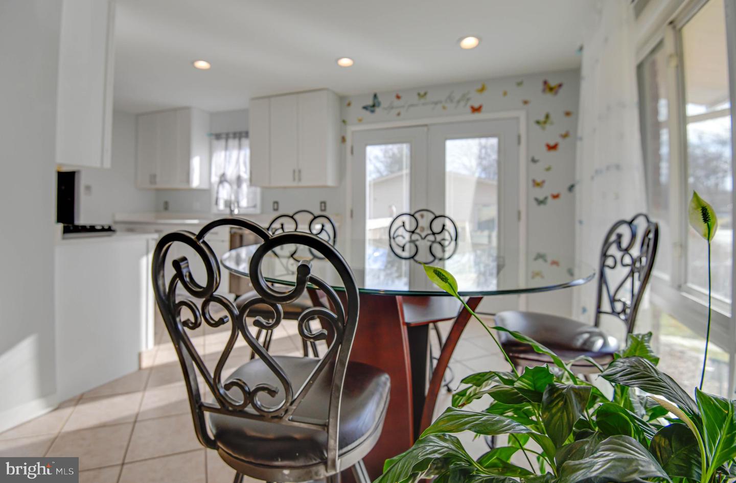 14305 Woodcrest DRIVE