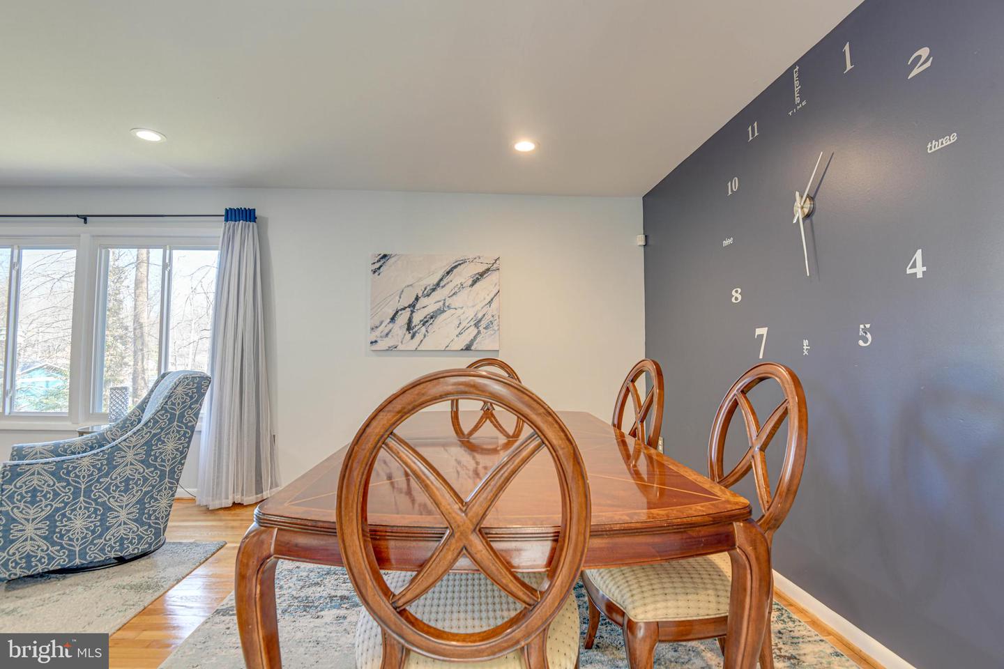 14305 Woodcrest DRIVE