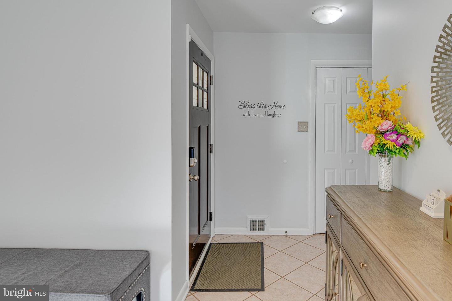 14305 Woodcrest DRIVE