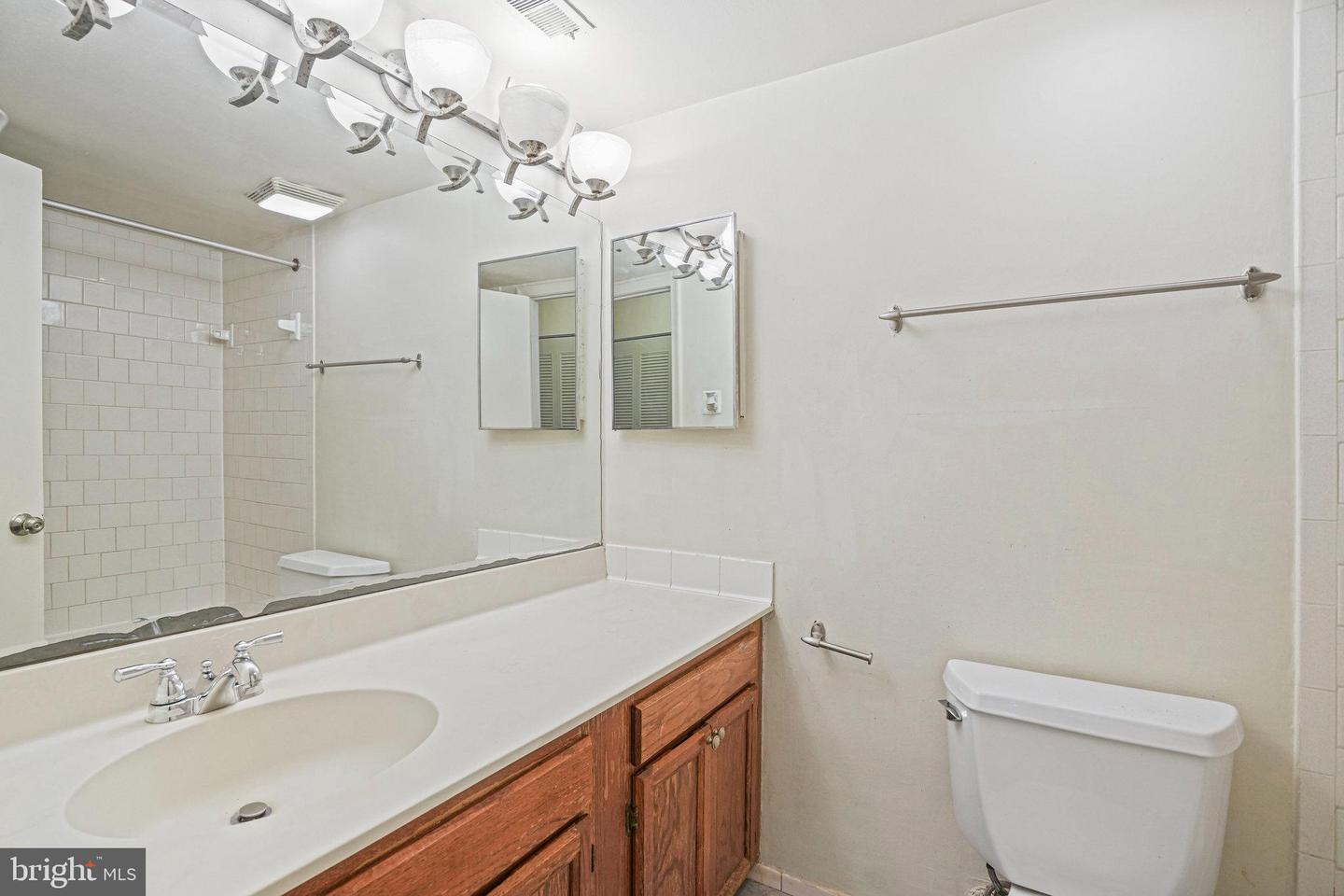 778 Quince Orchard BOULEVARD Unit: T1
