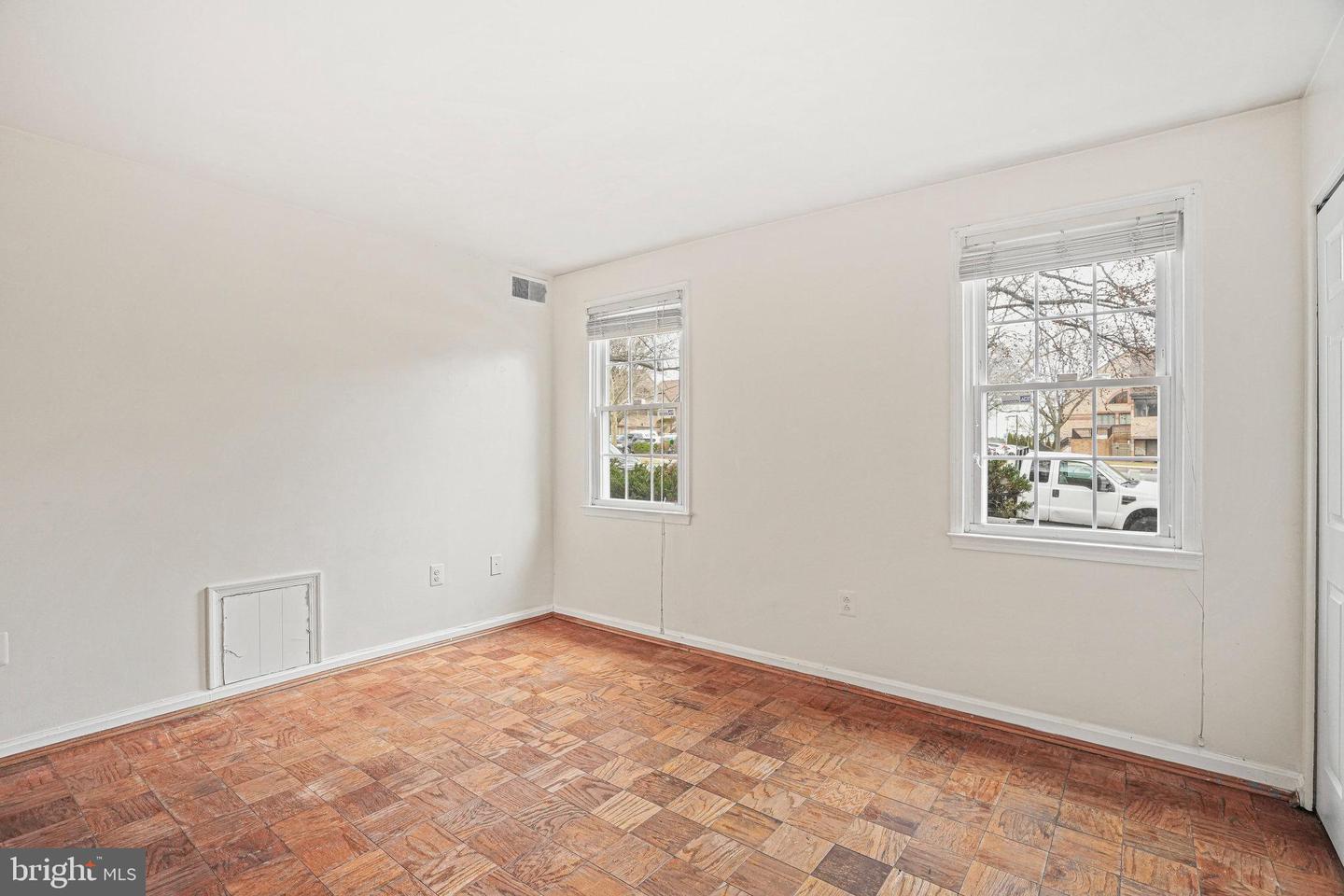 778 Quince Orchard BOULEVARD Unit: T1