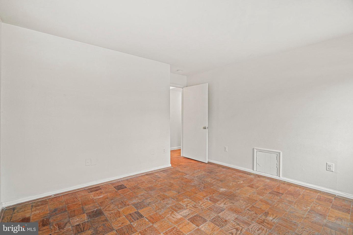 778 Quince Orchard BOULEVARD Unit: T1
