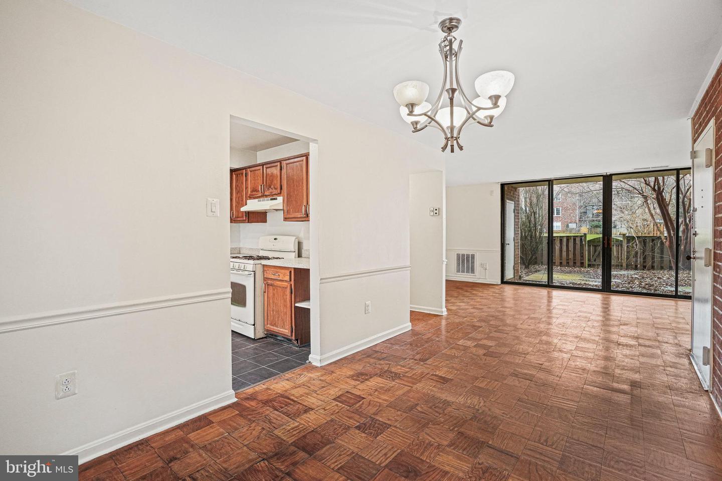 778 Quince Orchard BOULEVARD Unit: T1