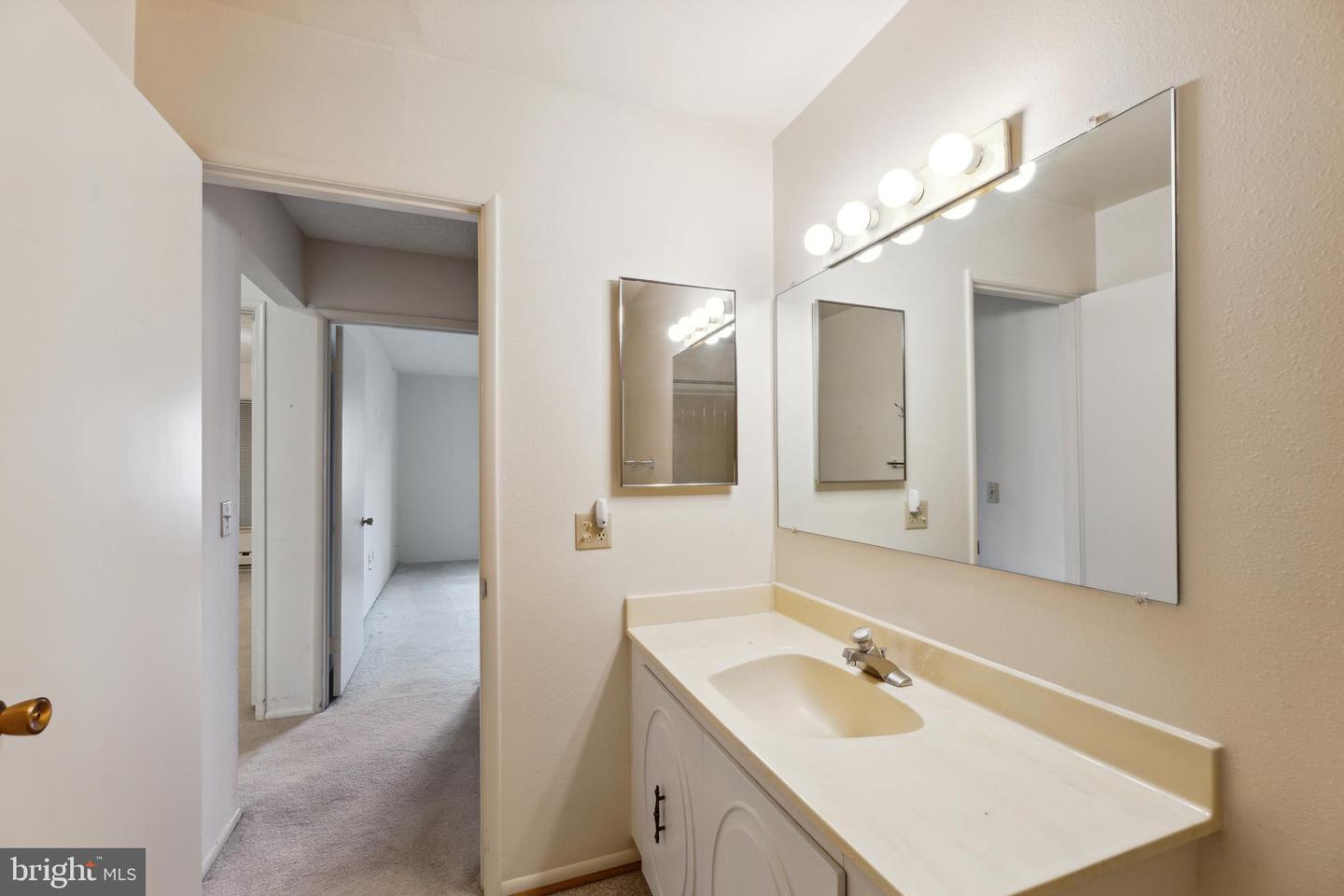 15111 Glade DRIVE Unit: 12-2D