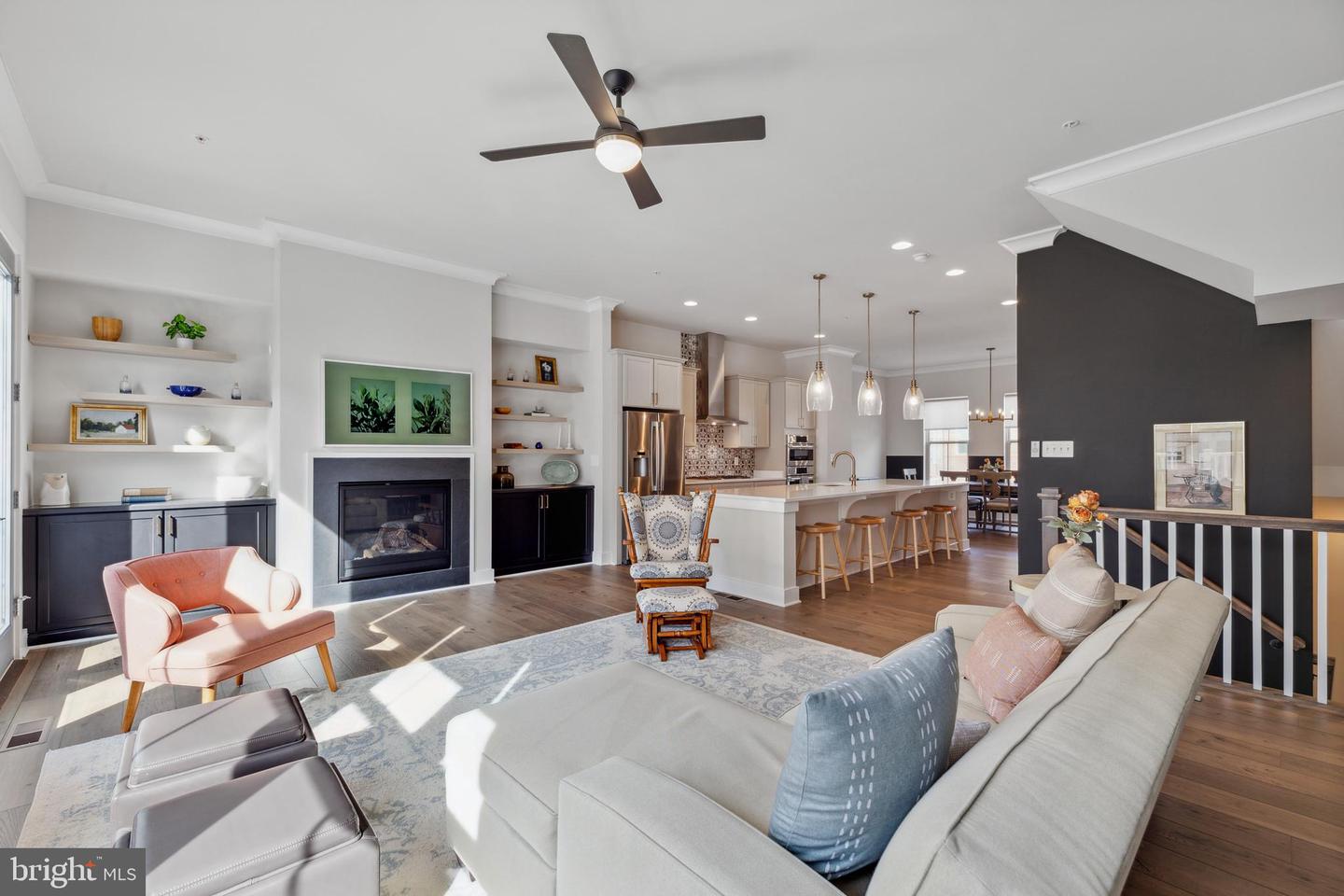 1105 Rockwell AVENUE