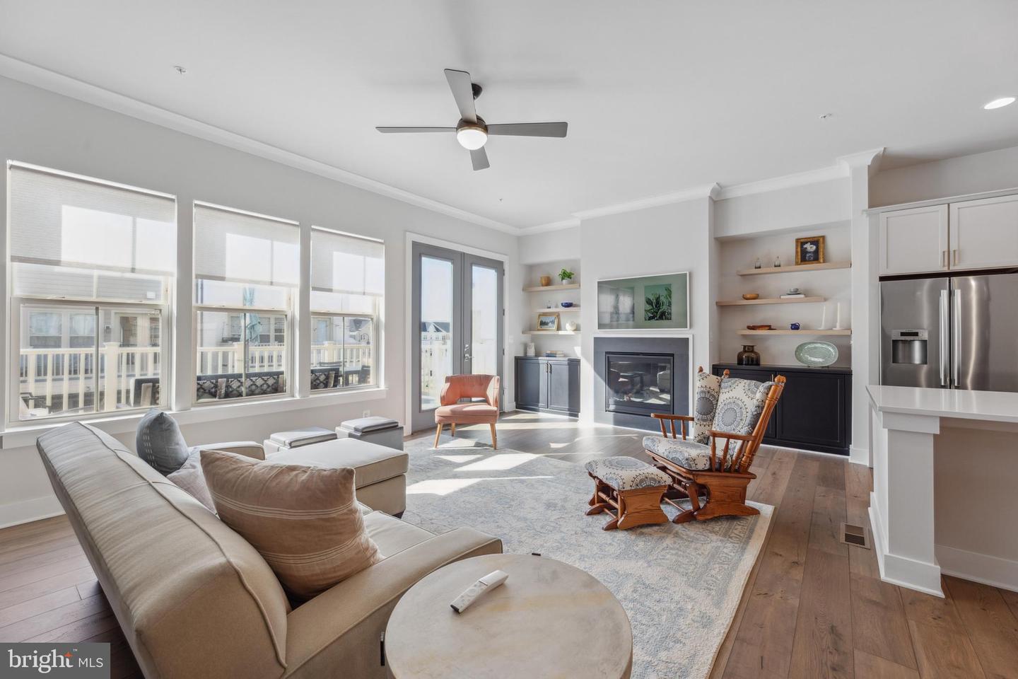 1105 Rockwell AVENUE