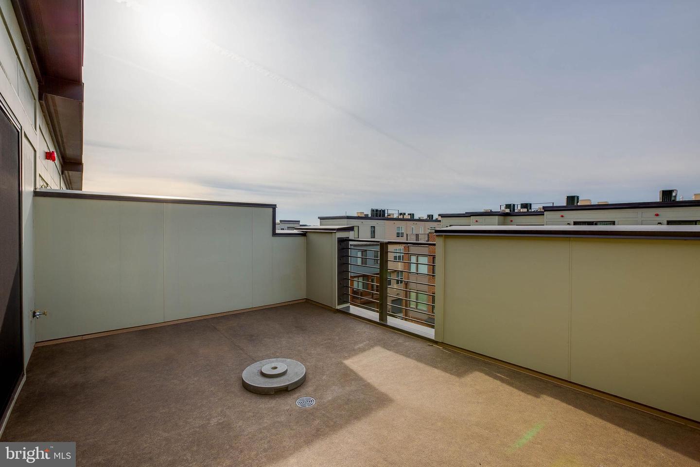 16203 Decker Pl