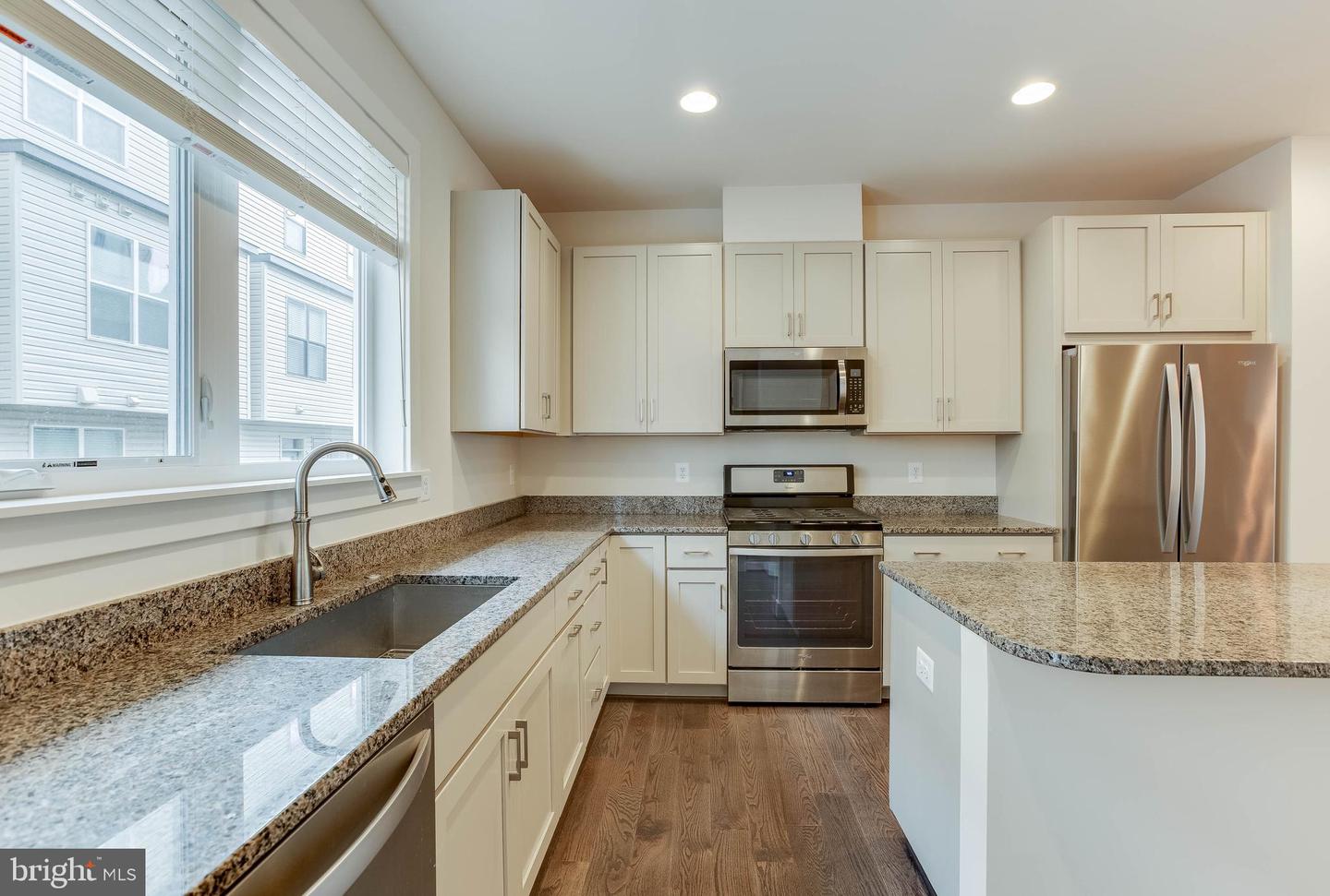 16203 Decker Pl