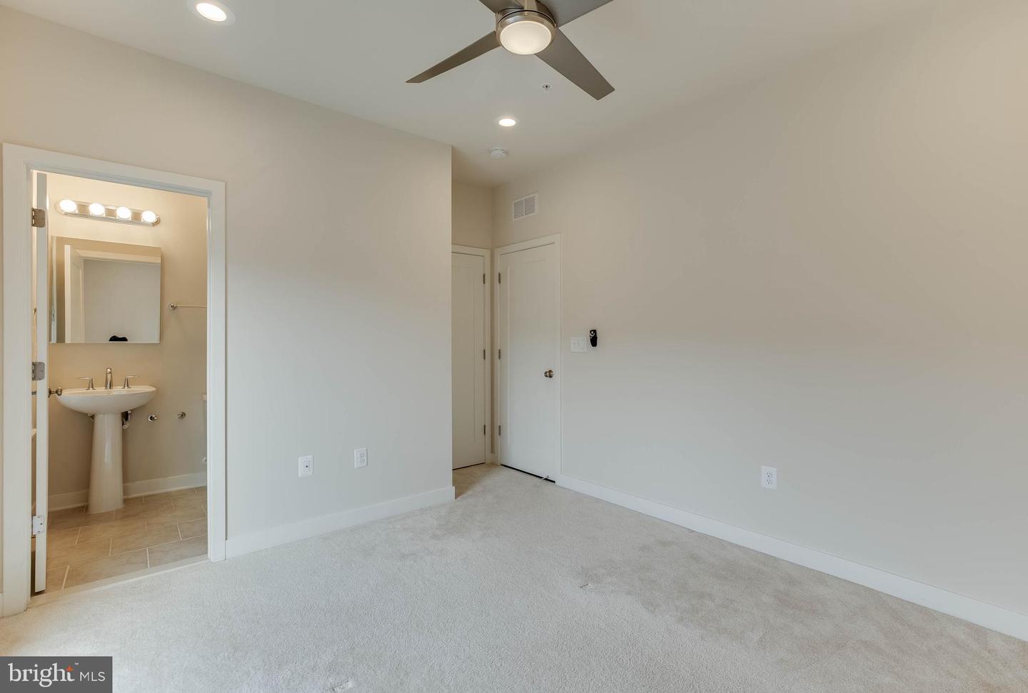 16203 Decker Pl