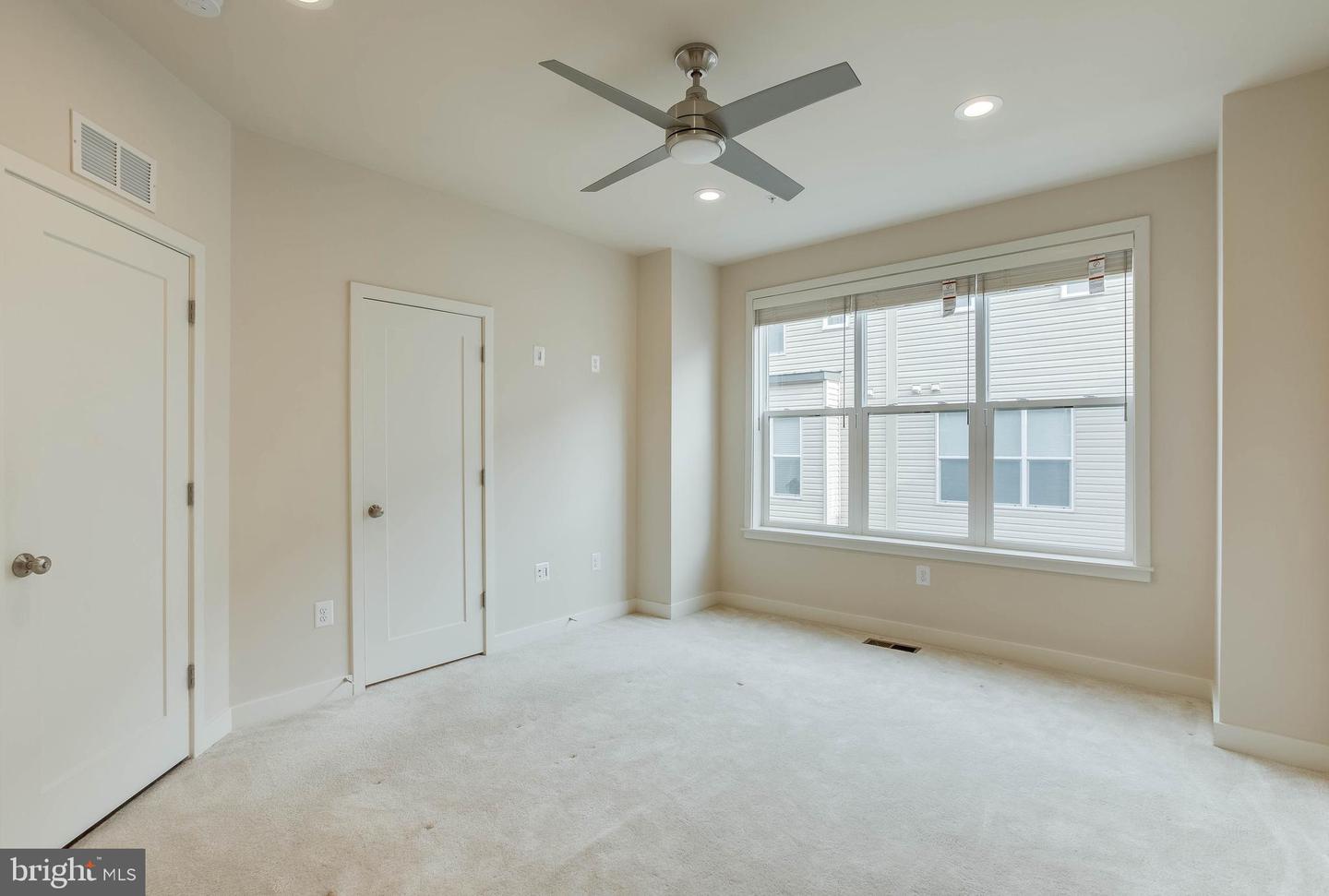 16203 Decker Pl