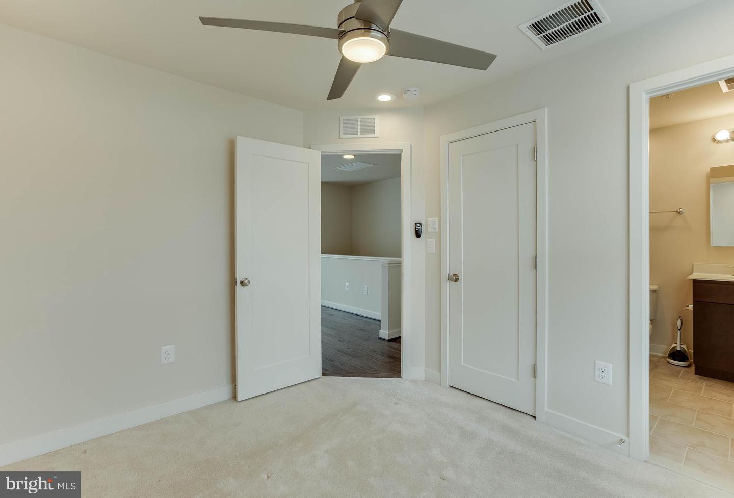 16203 Decker Pl