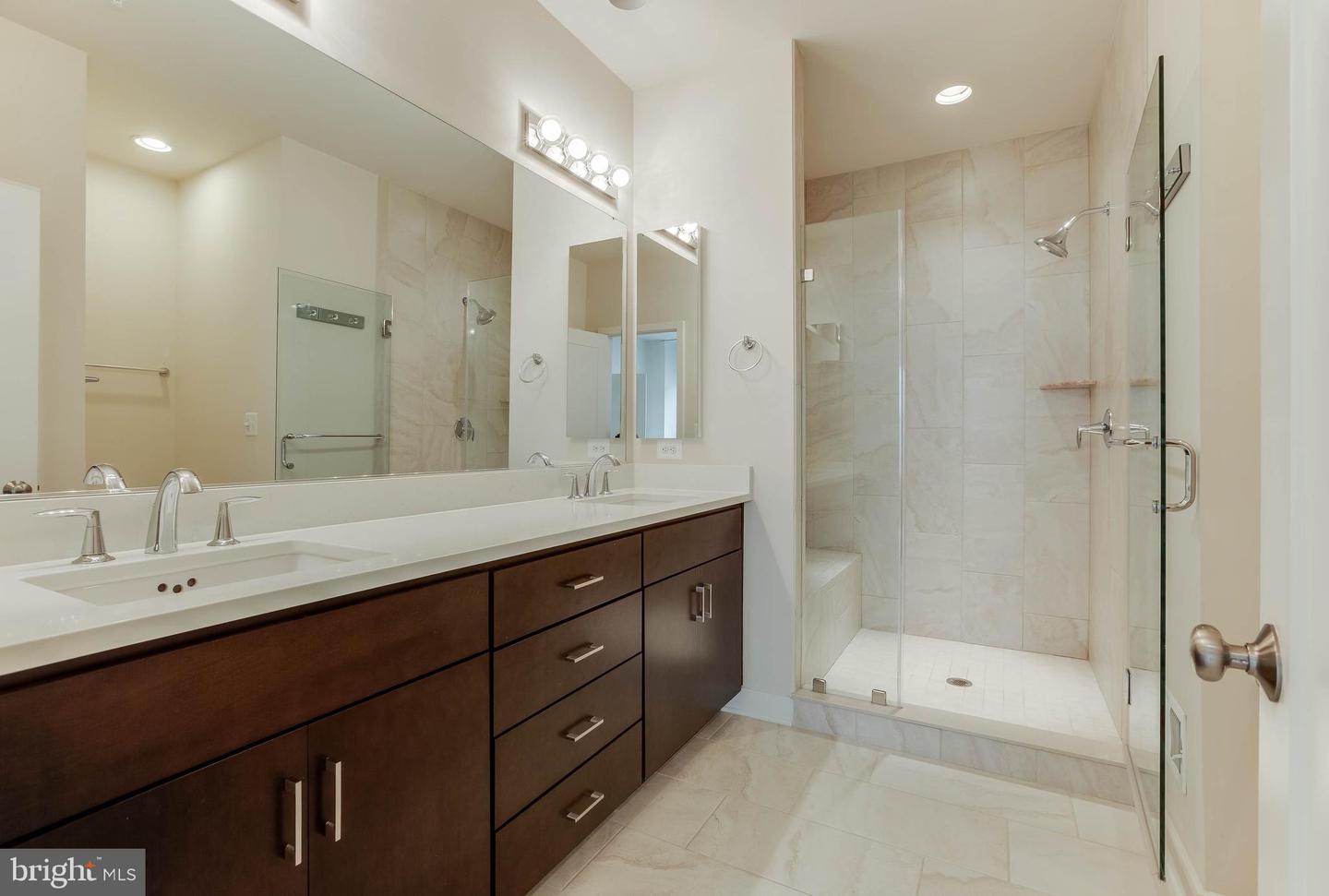 16203 Decker Pl