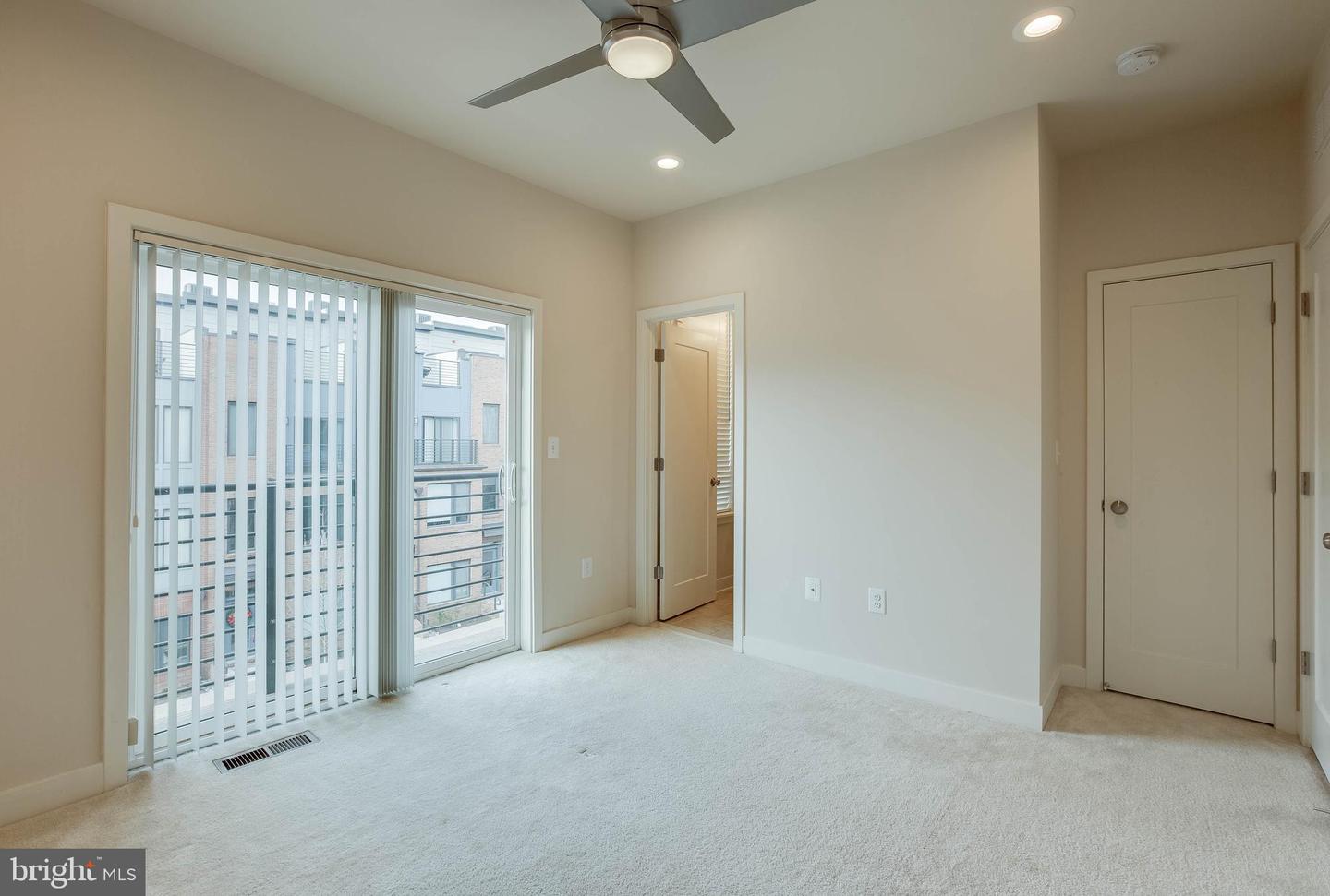 16203 Decker Pl