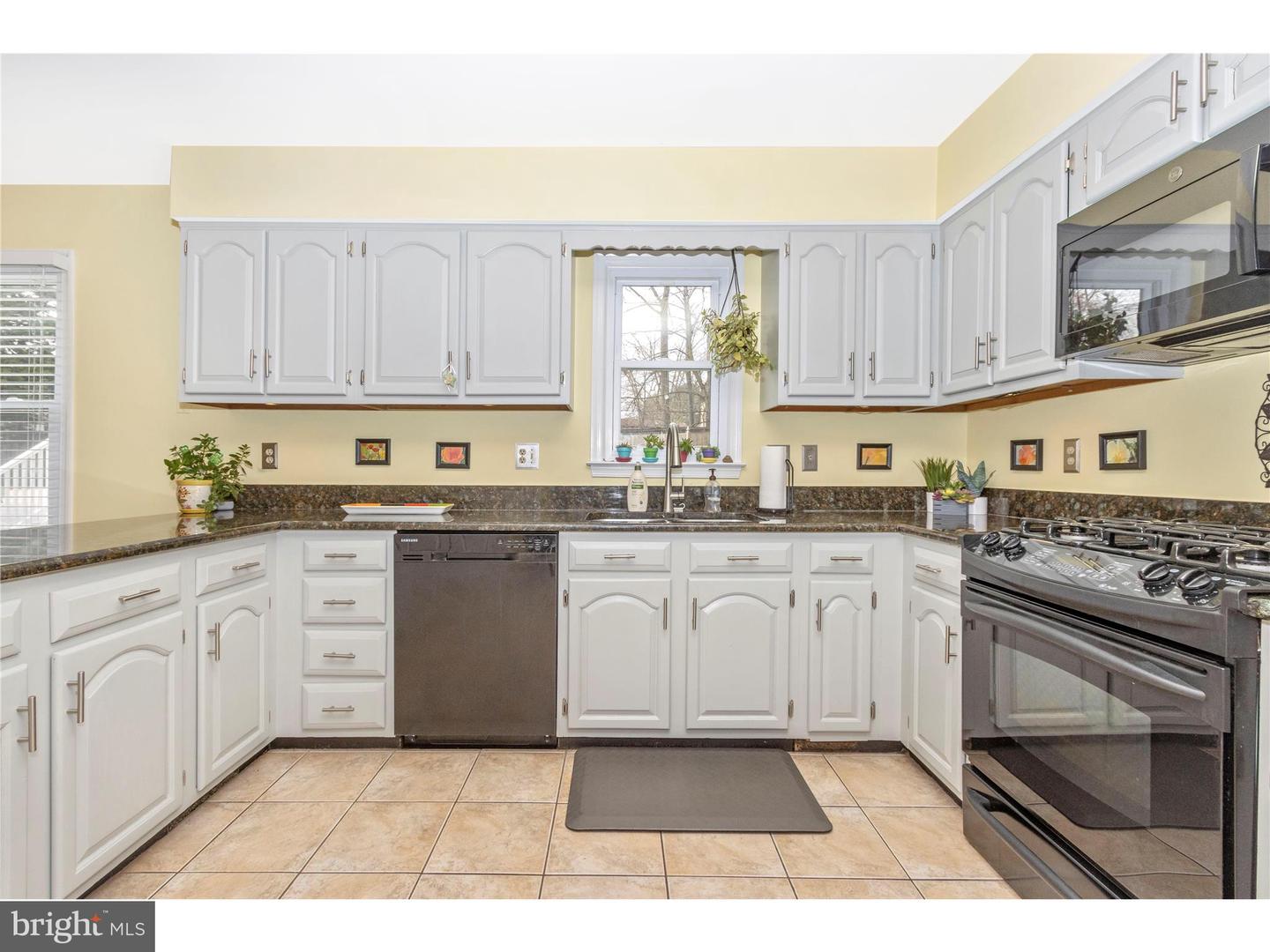 1401 Castle Cliff PLACE