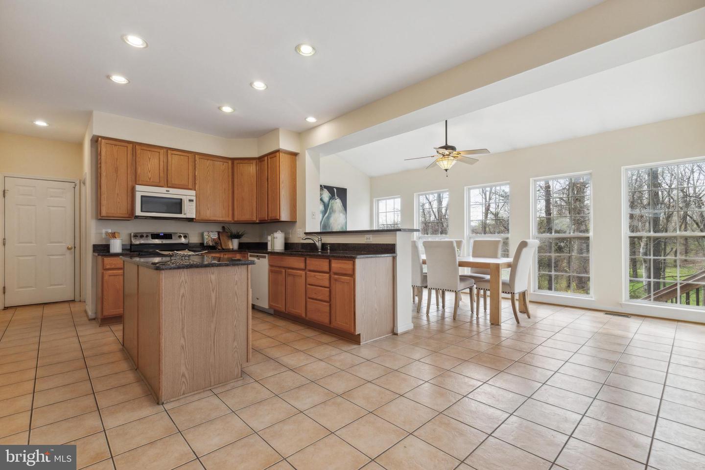 18632 Reliant DRIVE