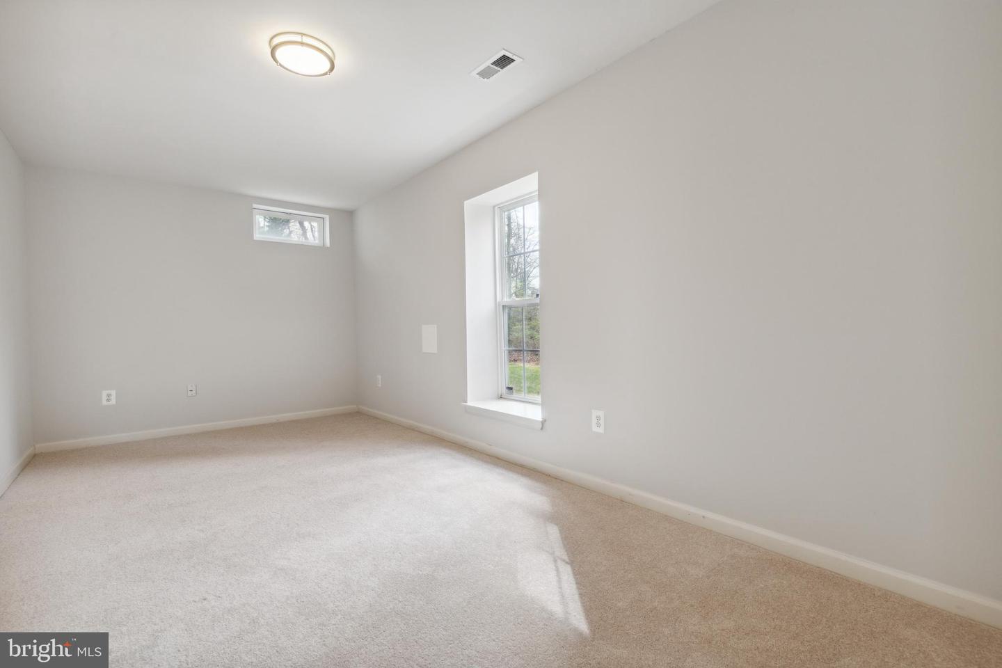 18632 Reliant DRIVE