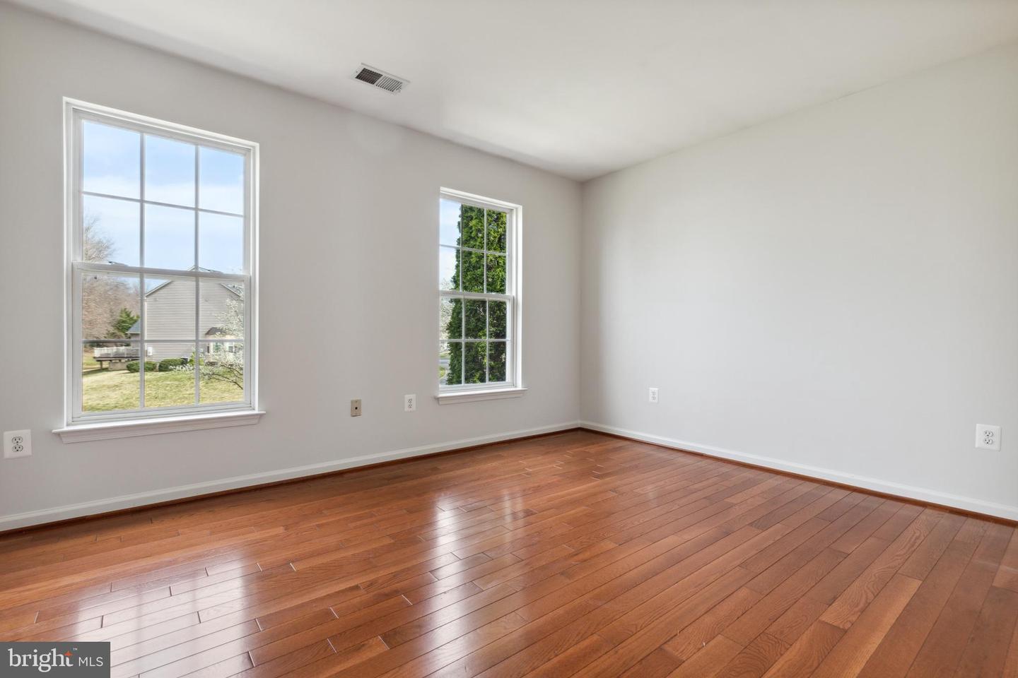 18632 Reliant DRIVE