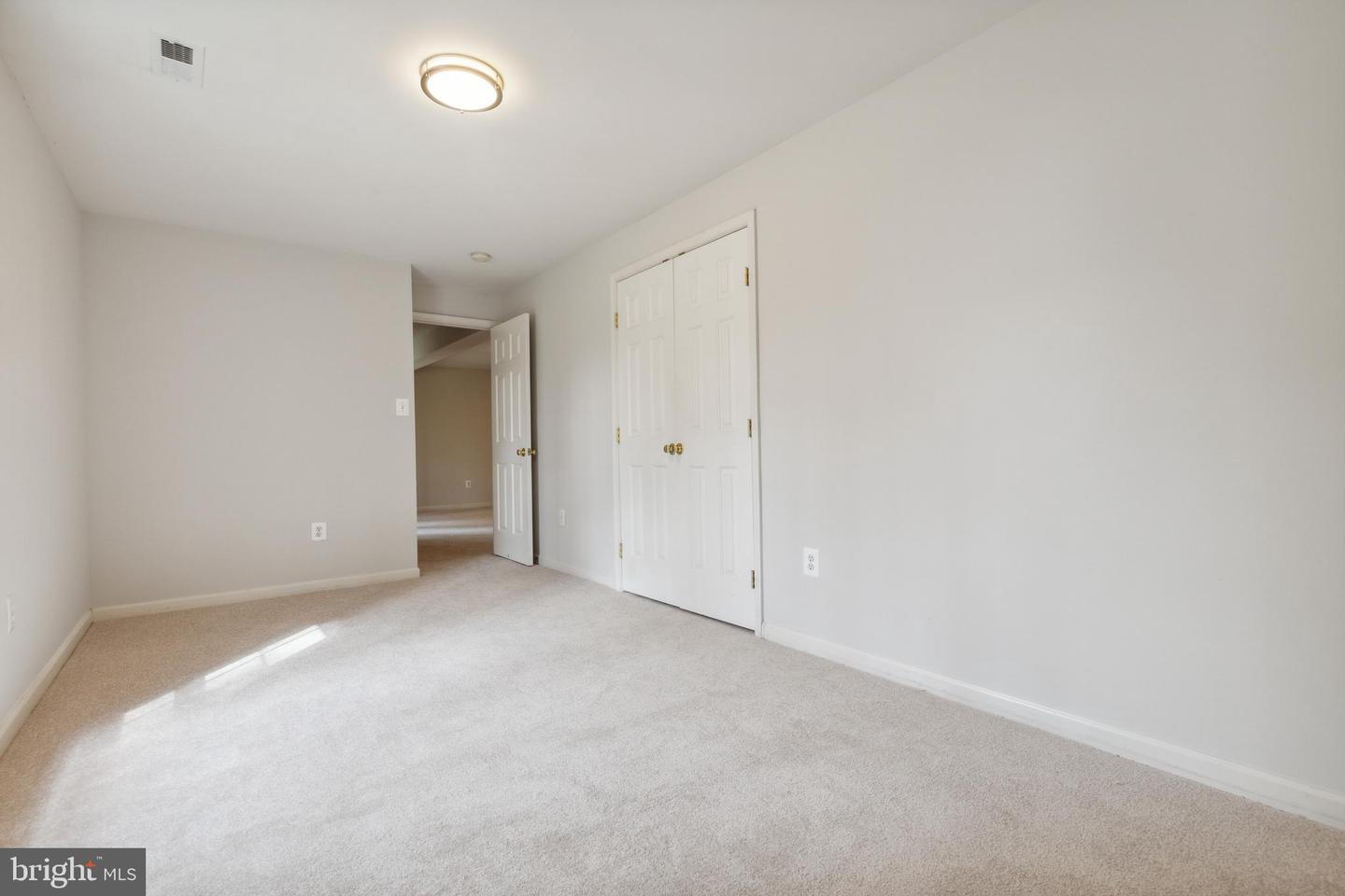 18632 Reliant DRIVE