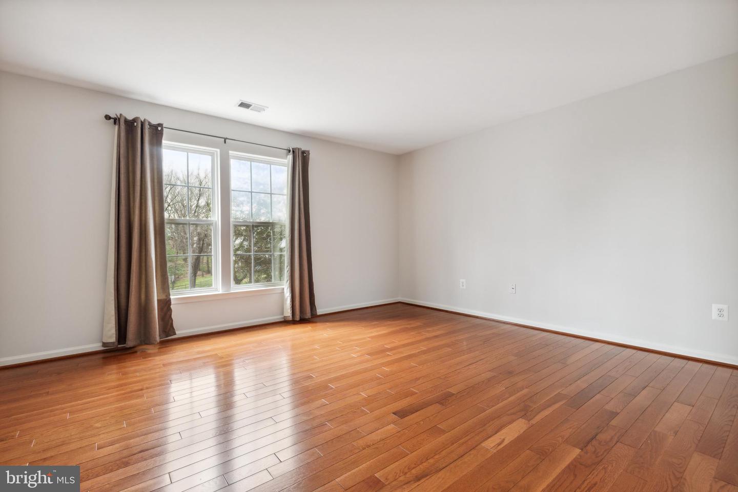 18632 Reliant DRIVE