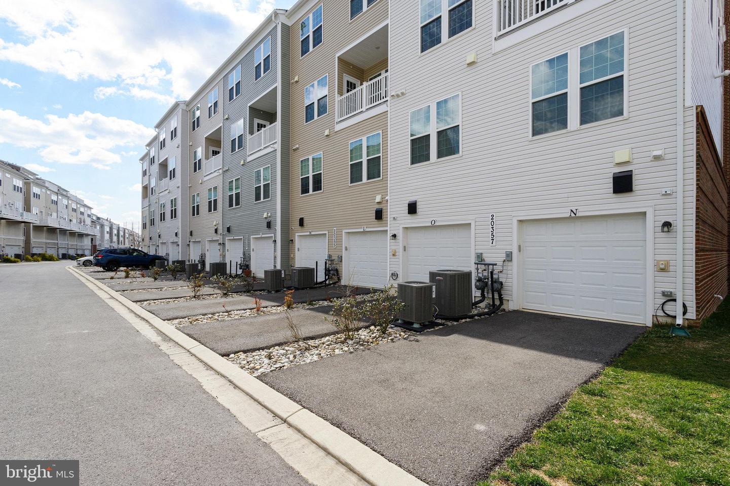 20357 Century BOULEVARD Unit: 176 O