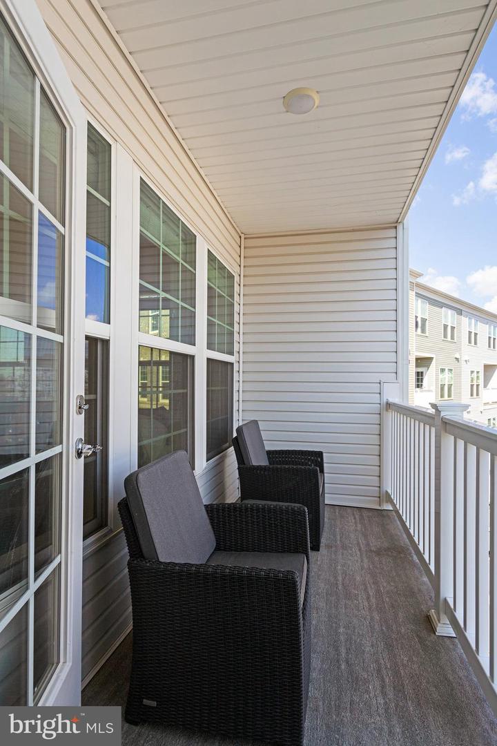 20357 Century BOULEVARD Unit: 176 O