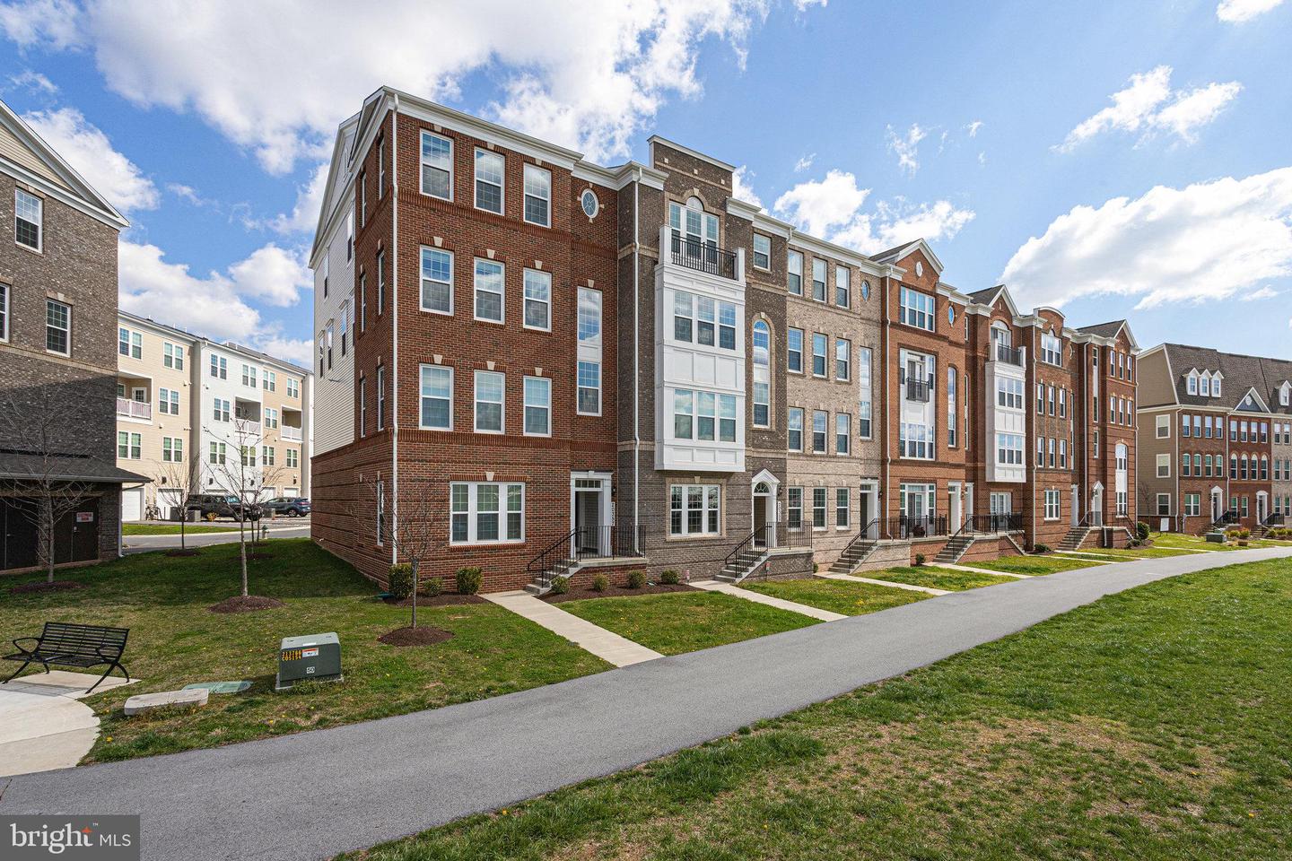 20357 Century BOULEVARD Unit: 176 O