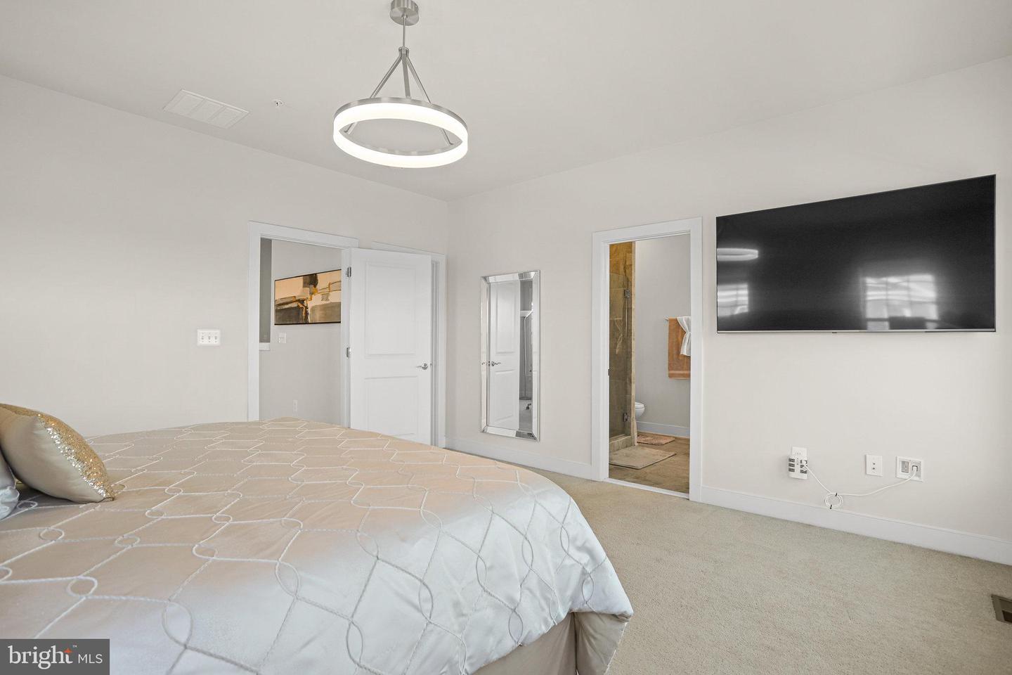 20357 Century BOULEVARD Unit: 176 O
