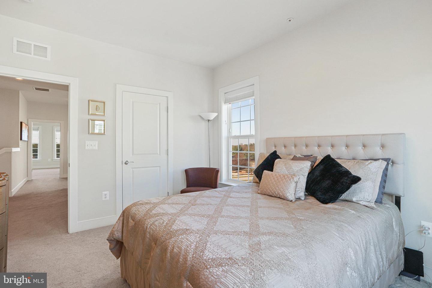20357 Century BOULEVARD Unit: 176 O