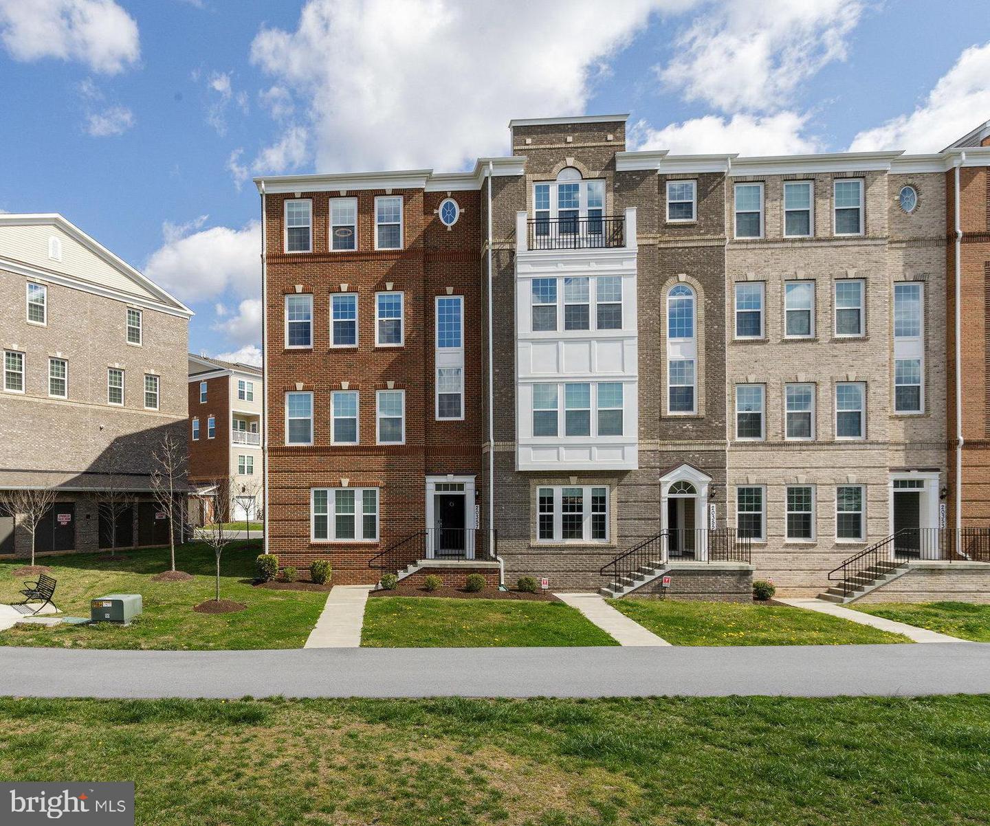 20357 Century BOULEVARD Unit: 176 O