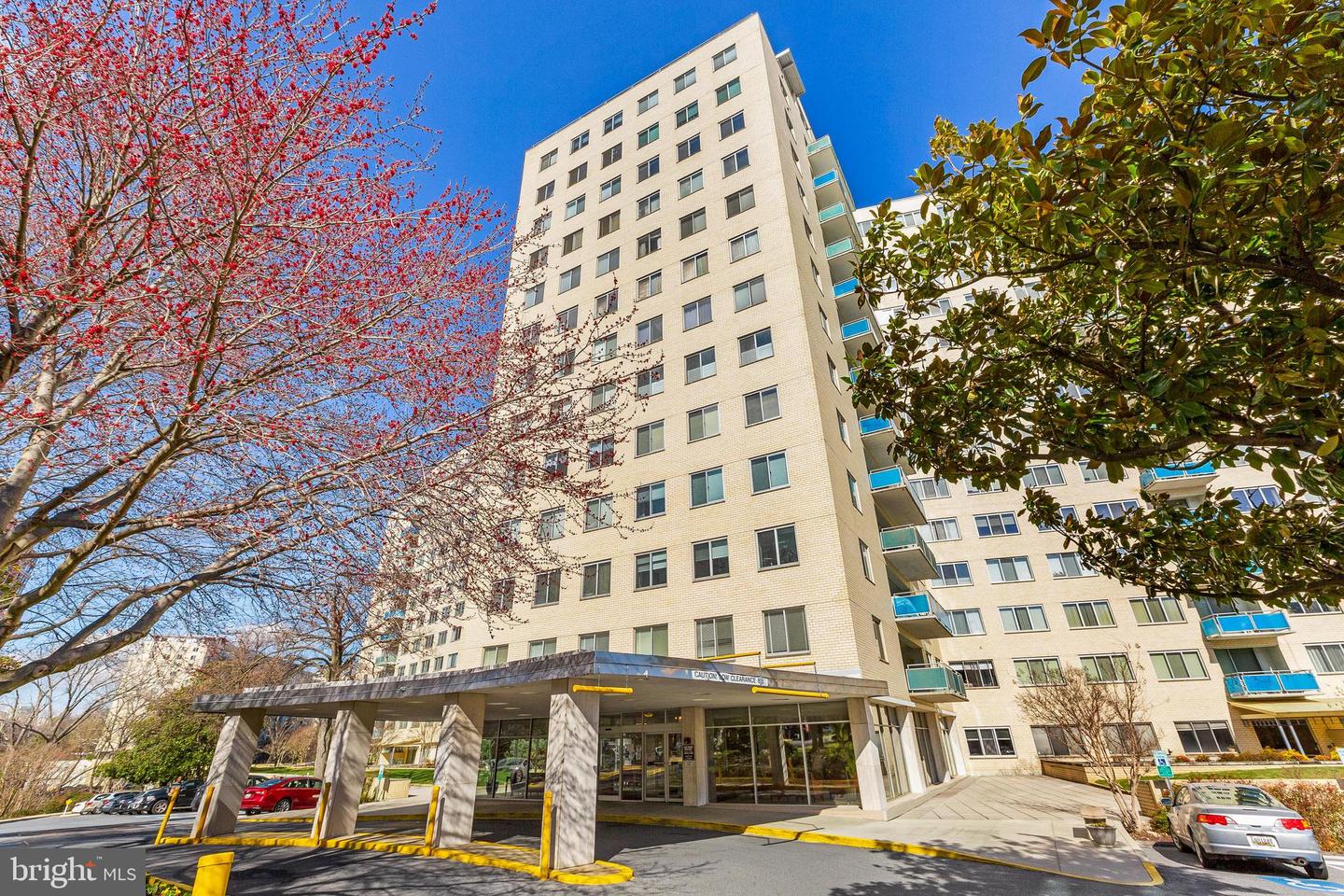 10201 Grosvenor Unit: 1228