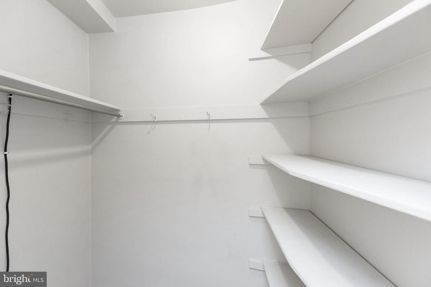 10201 Grosvenor Unit: 1228