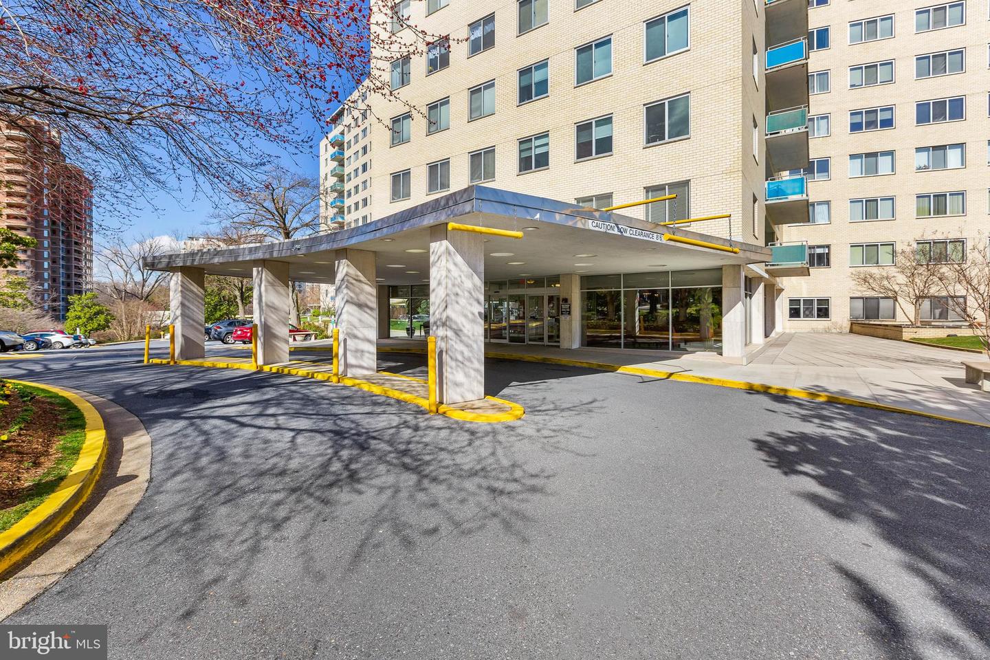 10201 Grosvenor Unit: 1228