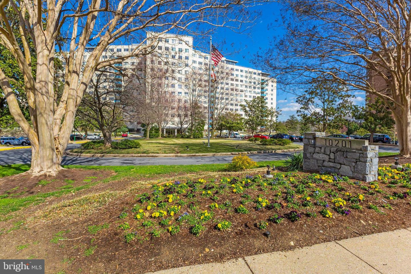 10201 Grosvenor Unit: 1228