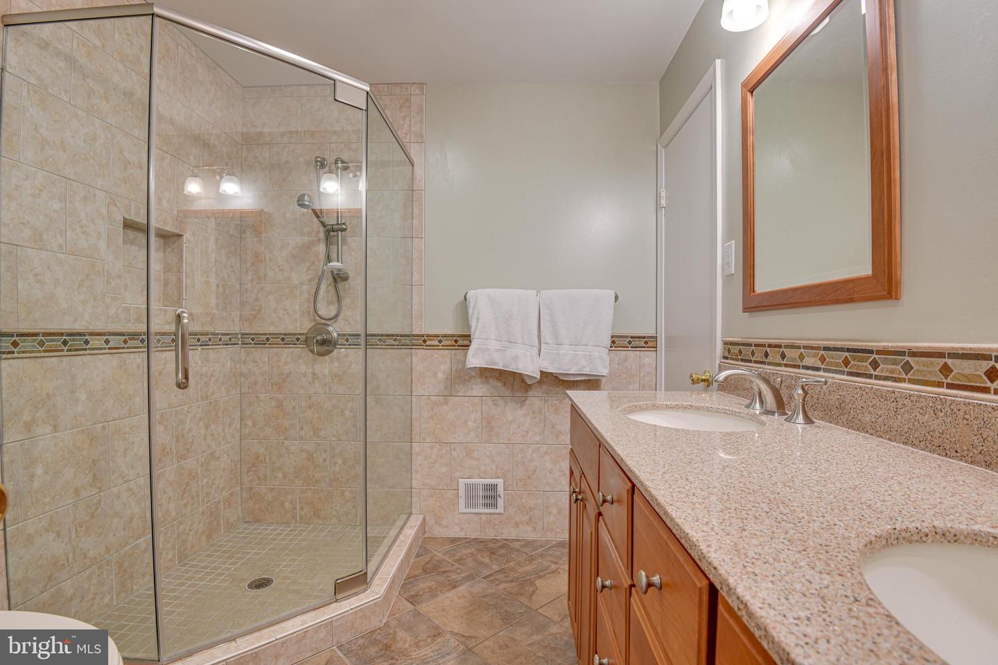 15704 Bondy LANE