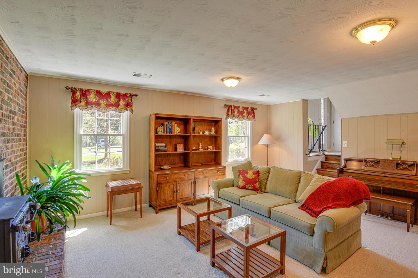 15704 Bondy LANE