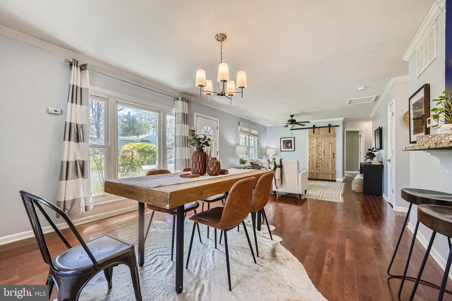 110 Tulip Dr