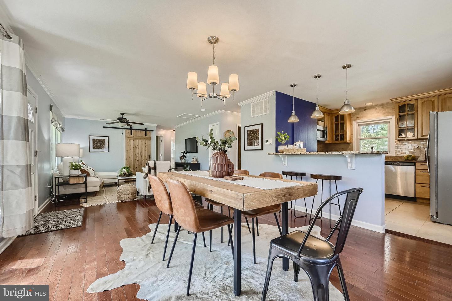 110 Tulip Dr