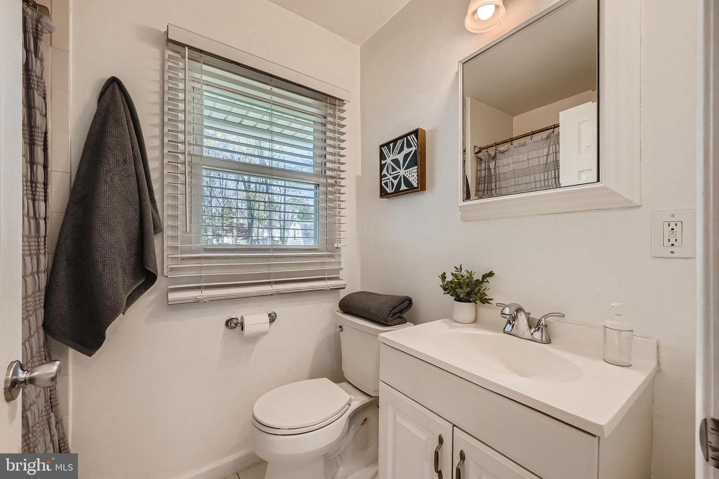 110 Tulip Dr