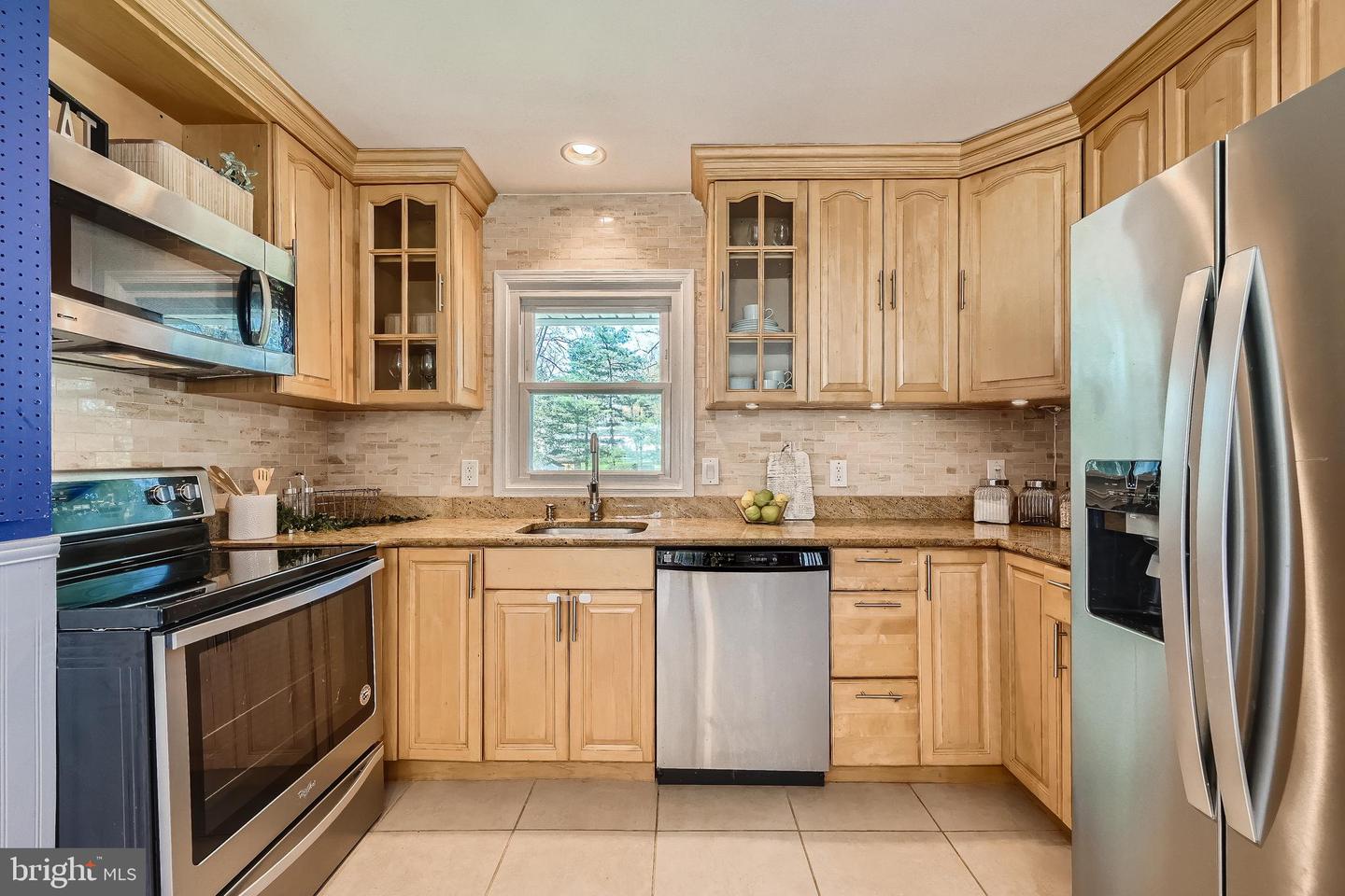 110 Tulip Dr